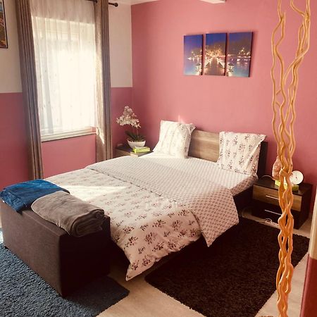 Bien-Etre-Au-Calme Et Parking Gratuit Villa Seraing Exterior photo
